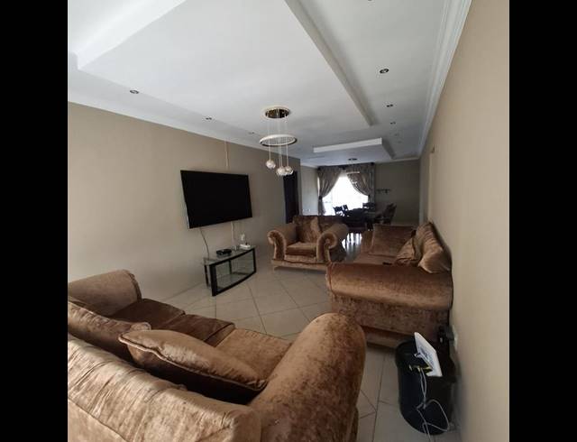 3 BEDROOM HOUSE FOR SALE IN AMANDASIG